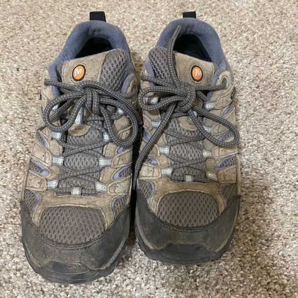 Size 8 Merrell Moab Vibram Hiking Shoes - Picture 3 of 5